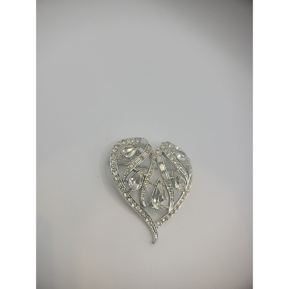 Vintage Coro Pin Brooch Ornate Heart Crystal Teardrop Jewelry Costume - Picture 6 of 16